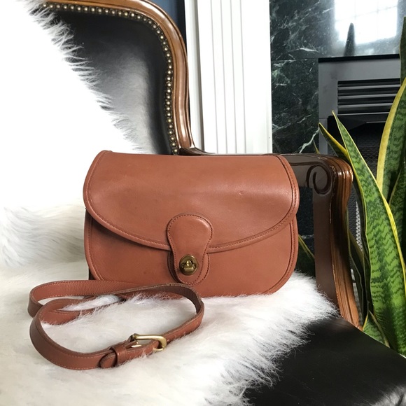 Vintage Coach Prairie Putty Leather 9954 Crossbody \ Saddle Bag Rare